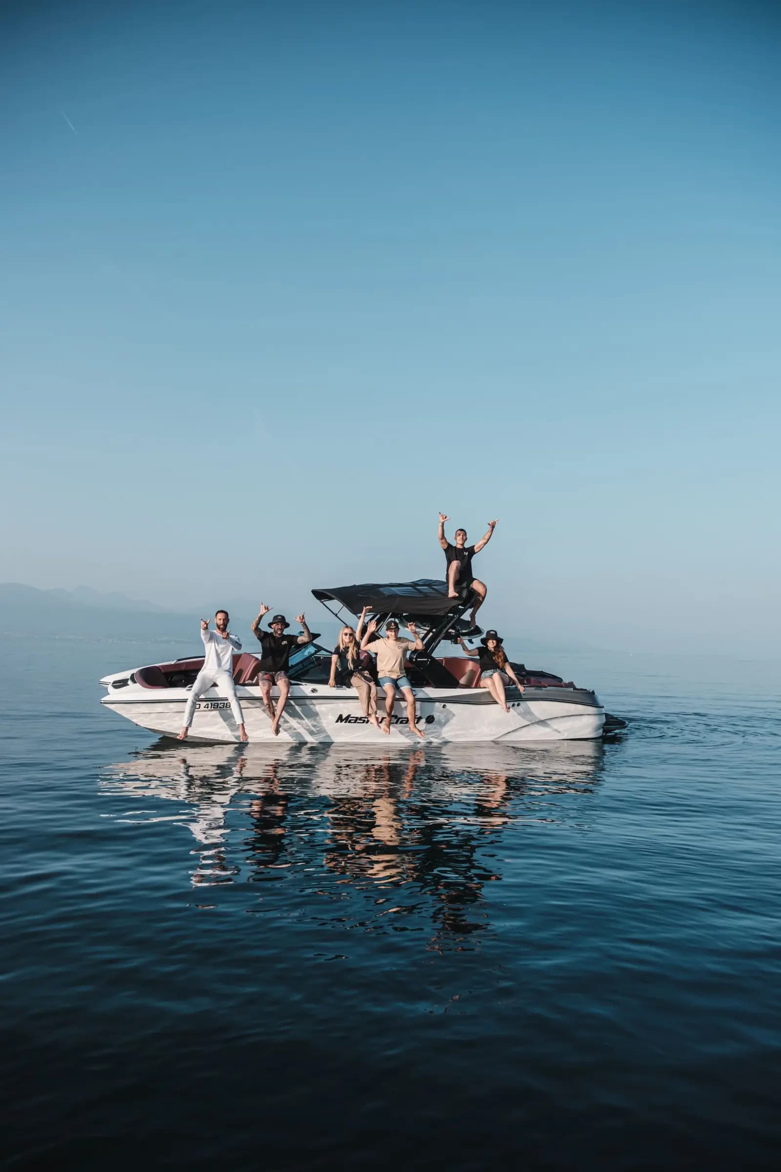 Wakesurf, wakeboard et détente sur le lac Léman, location de Bateau Mastercraft